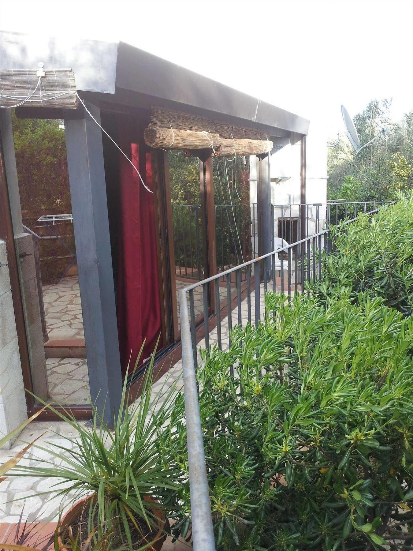 Eurialo Green Suites Белведере Екстериор снимка
